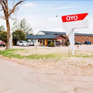 Oyo Hotel Cheyenne Wells - Us 40